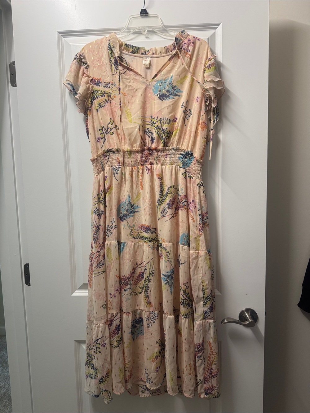 Floral Tiered V-Neck Midi Dress in Blush Pink